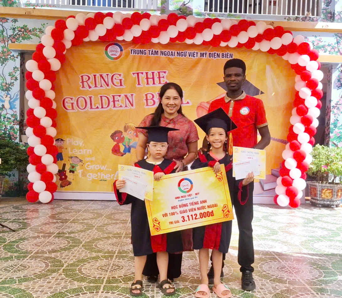 CÁC BÉ TRƯỜNG MẦM NON HIM LAM THAM GIA CUỘC THI “ RUNG CHUÔNG VÀNG ”